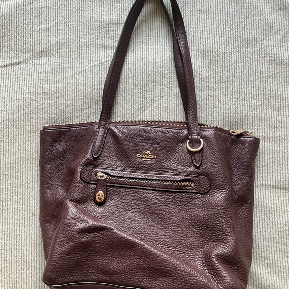 Coach Handbags - Coach Brown Leather Purse